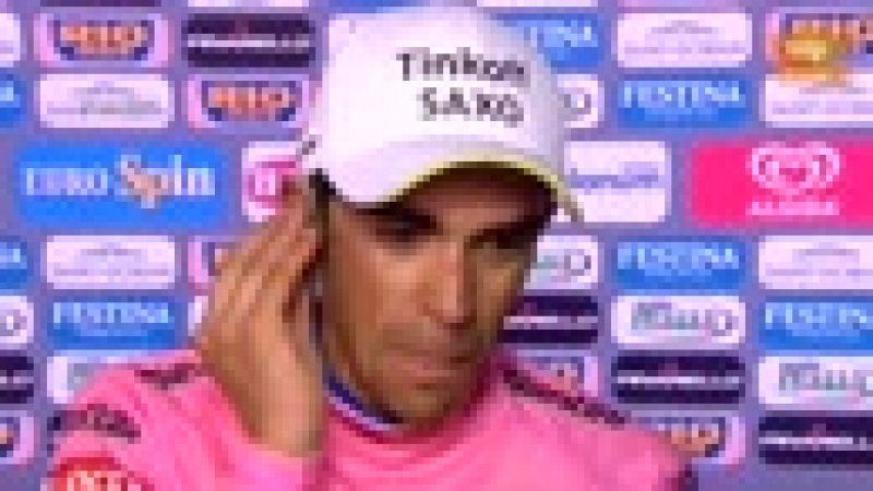 Alberto Contador ha sido capaz de aguantar otra etapa más la 'maglia' rosa del Giro y se ha mostrado contento por llegar como líder de la general a la jornada del descanso.