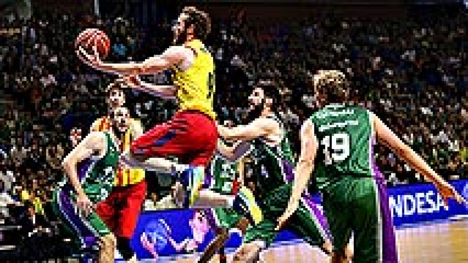 Baloncesto en RTVE: Unicaja 61- Barcelona 74 | RTVE Play