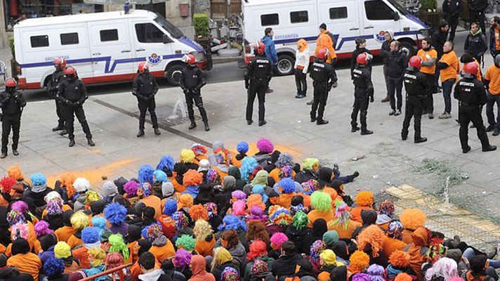 Telediario 1 - La Ertzaintza detiene a tres condenados de Segi