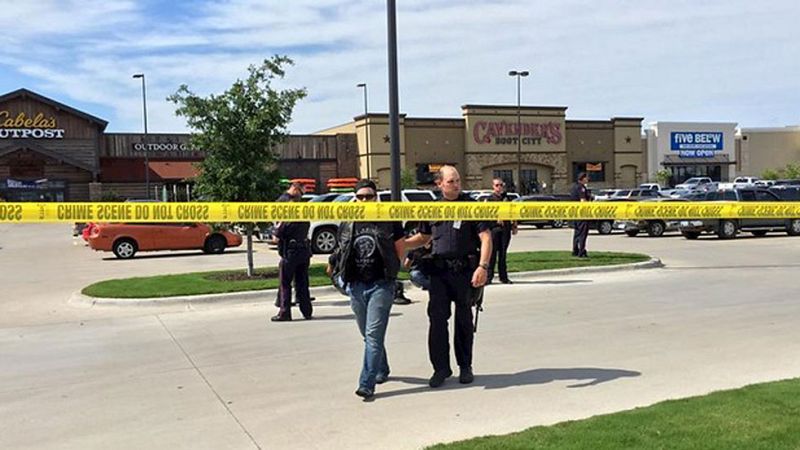 Nueve muertos y una veintena de heridos en un enfrentamiento entre bandas rivales de moteros en Texas