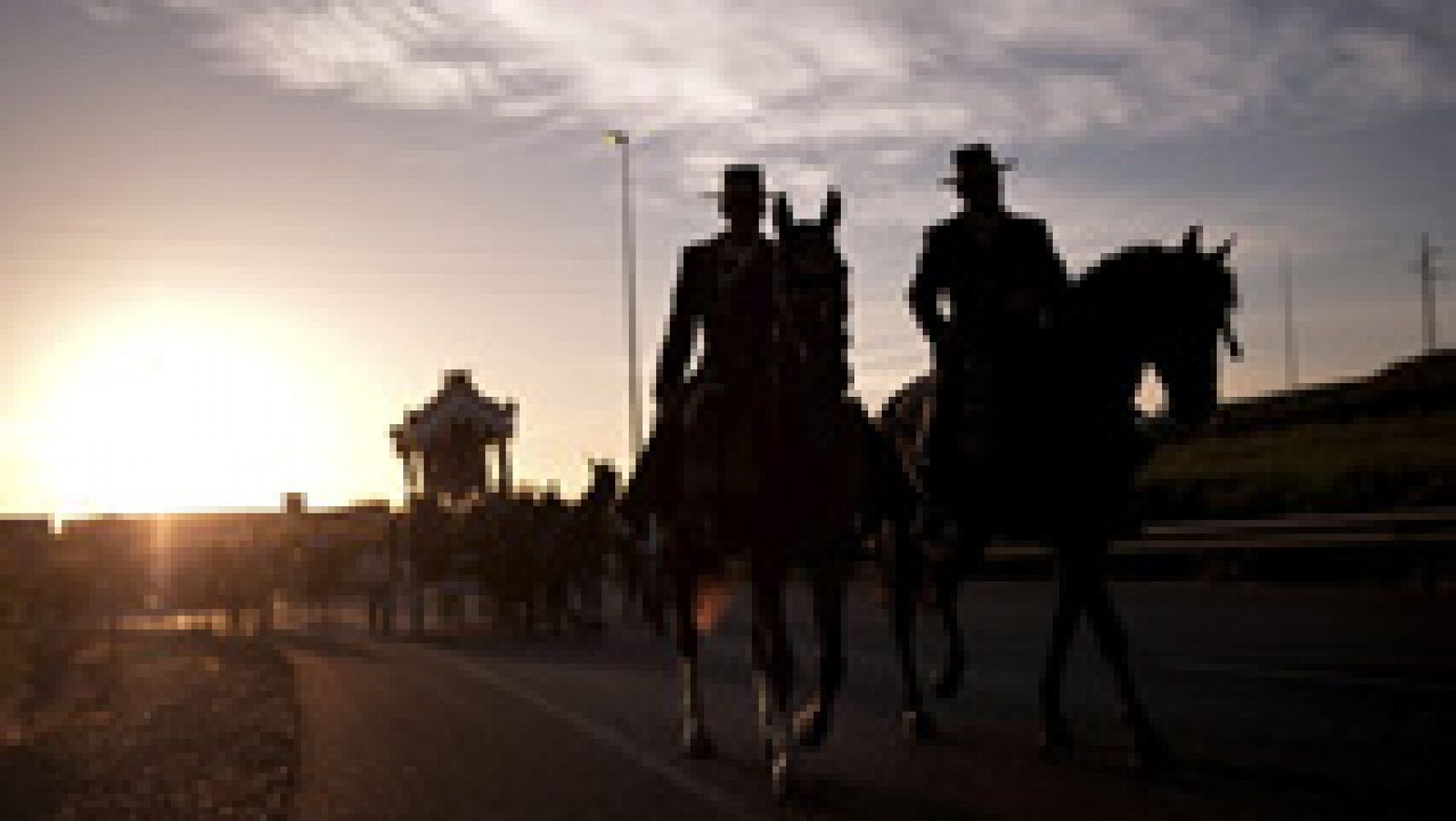 Miles de romeros inician su peregrinaje a la aldea de El Rocío