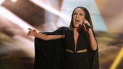 Eurovisión 2015 - Semifinal 1 - Albania: Elhaida Dani canta "I'm alive"