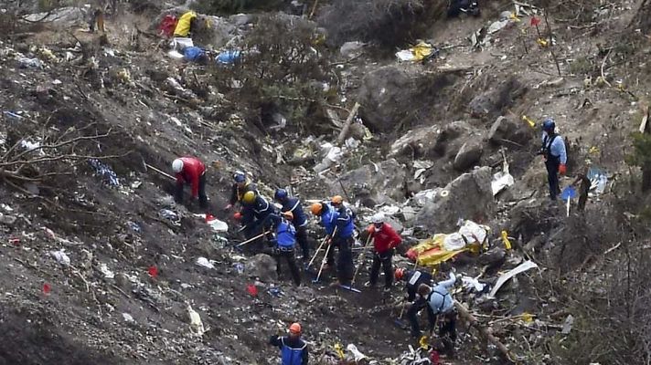 Telediario 1 - Telediario - 21 horas - 19/05/15