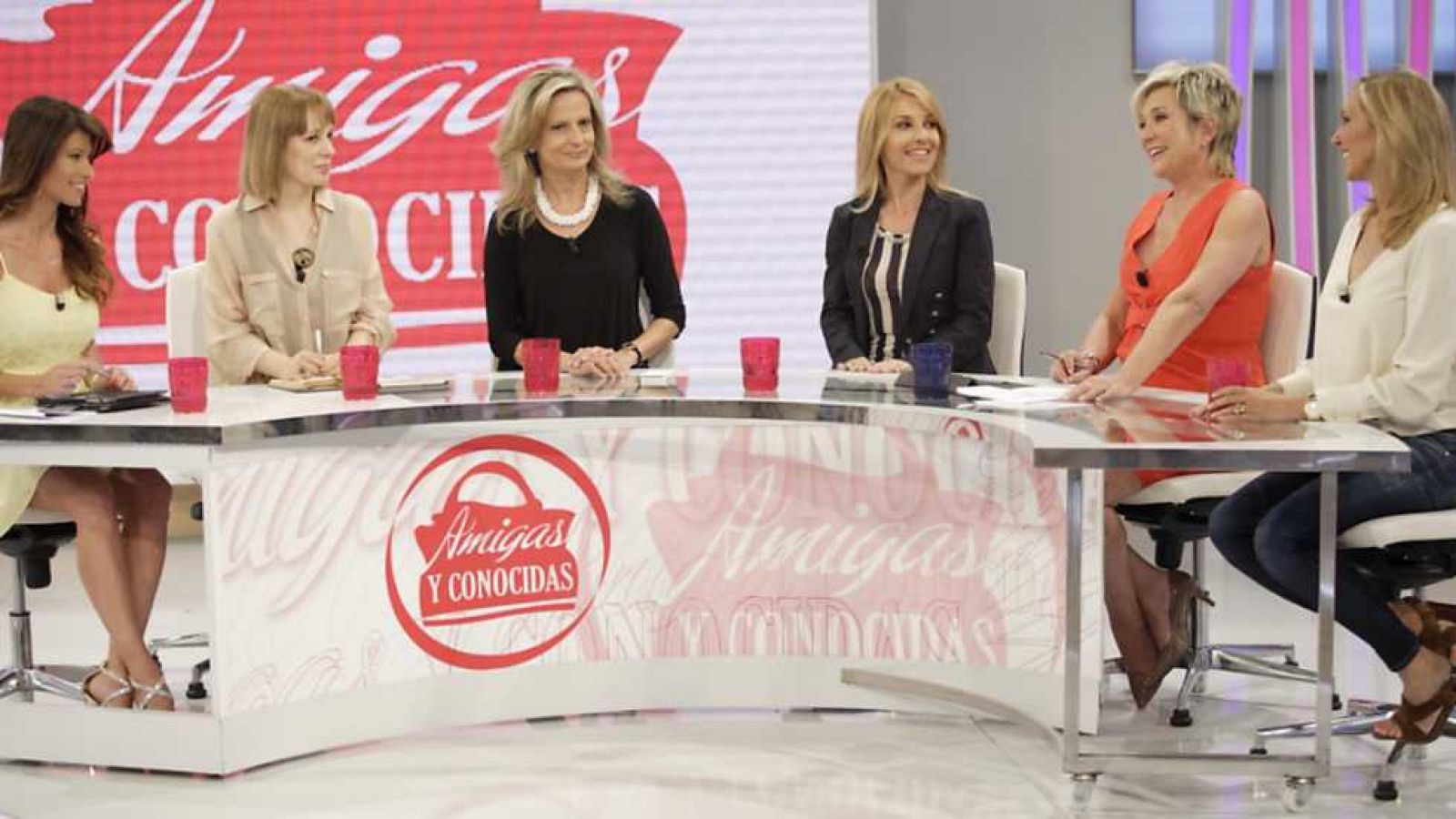 Amigas y conocidas - 21/05/15 - ver ahora