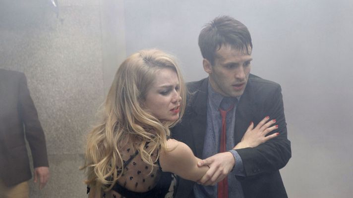 Telediario 1 - El incendio histórico de Alcalá 20 despide la temporada 16 de 'Cuéntame cómo pasó'