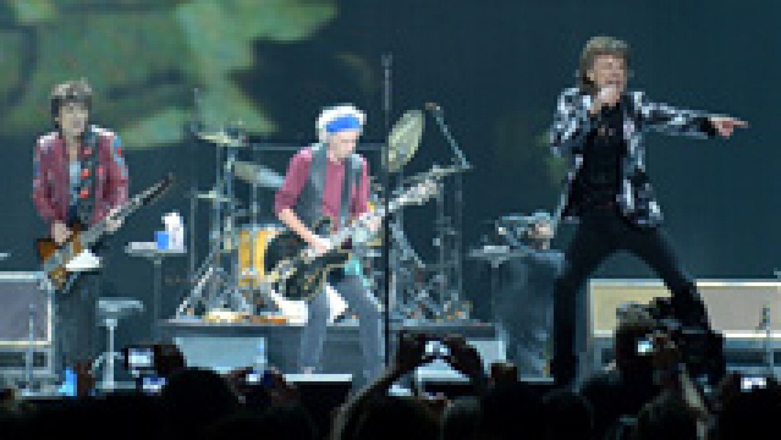 Telediario 1: Los Rolling Stones dan un concierto sorpresa en Los Ángeles a 5 dólares la entrada | RTVE Play