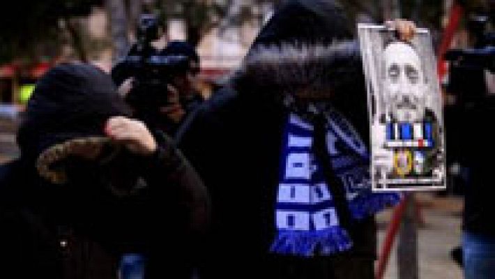 Telediario 1 - El juez imputa a los ultras que arrojaron a Jimmy al río por la pelea, pero no por homicidio