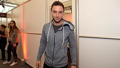 Eurovisión 2015 - El representante de Suecia le da los doce puntos a España