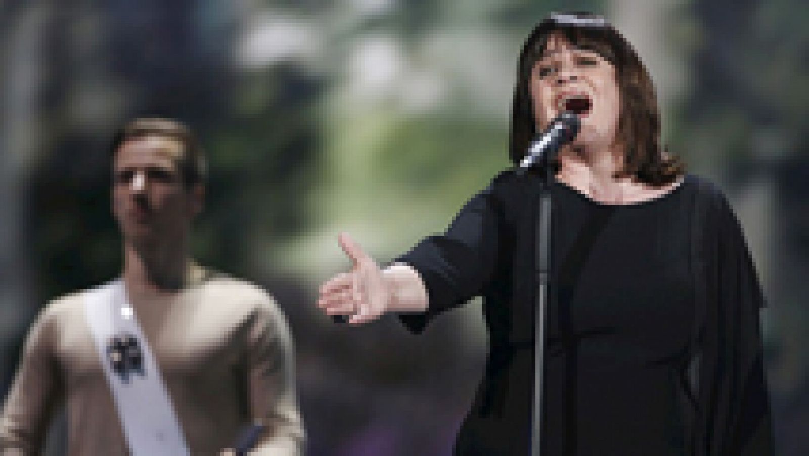 Eurovisión 2015 - Francia: Lisa Angell- "N'oubliez pas (No olvidéis)"