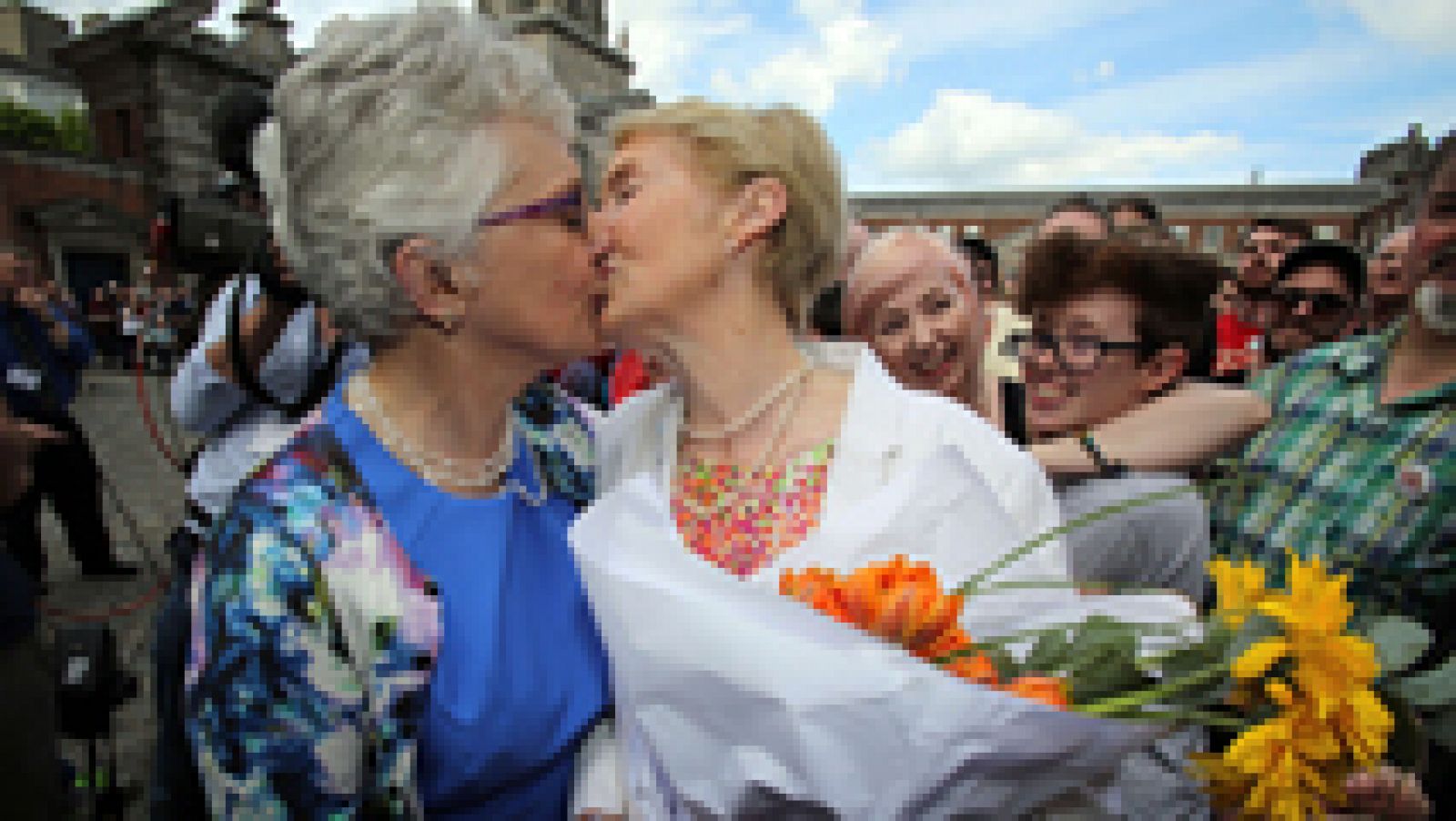 Informativo 24h: Irlanda aprueba en referéndum el matrimonio homosexual | RTVE Play