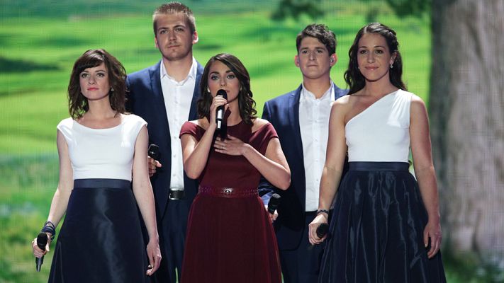 Eurovisión - Hungría: Boggie canta "Wars for nothing"