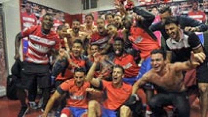 Telediario 1 - Invasión de campo para celebrar la salvación del Granada