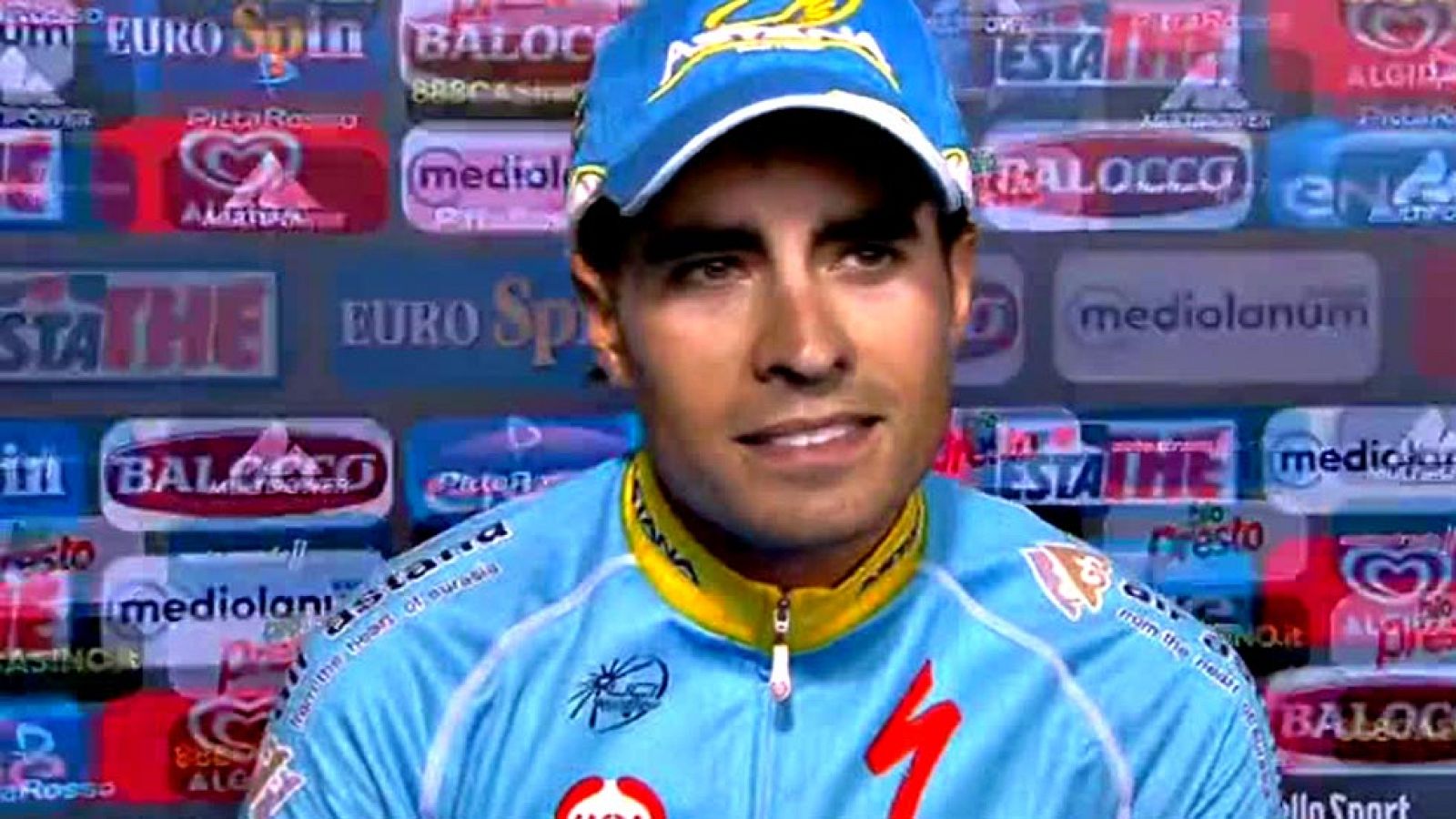 El ciclista español Mikel Landa (Astana) se ha impuesto este  domingo en un final apoteósico durante la decimoquinta etapa del Giro  de Italia, transcurrida entre las localidades de Marostica y Madonna  di Campligio sobre 165 kilómetros, y logra su p
