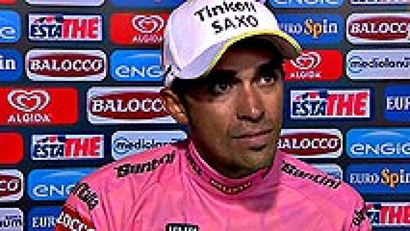 El líder del Giro de Italia 2015 reconoce que le hubiera gustado ganar para rendir homenaje a Marco Pantani ya que el italiano fue "su inspiración".