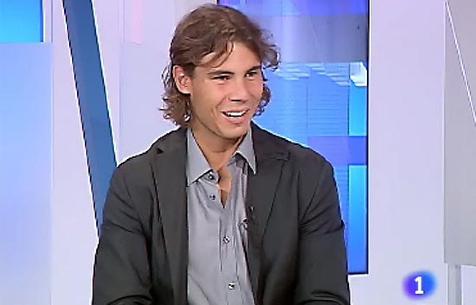 Entrevista a Nadal en el telediario de TVE1, donde ha analizado los triunfos de la ésta temporada que le ha coronado como el número uno del mundo.