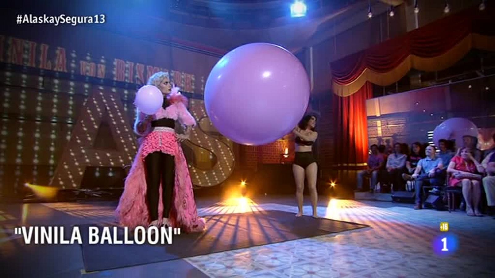 Vinila Von Bismark - Vinila Balloon
