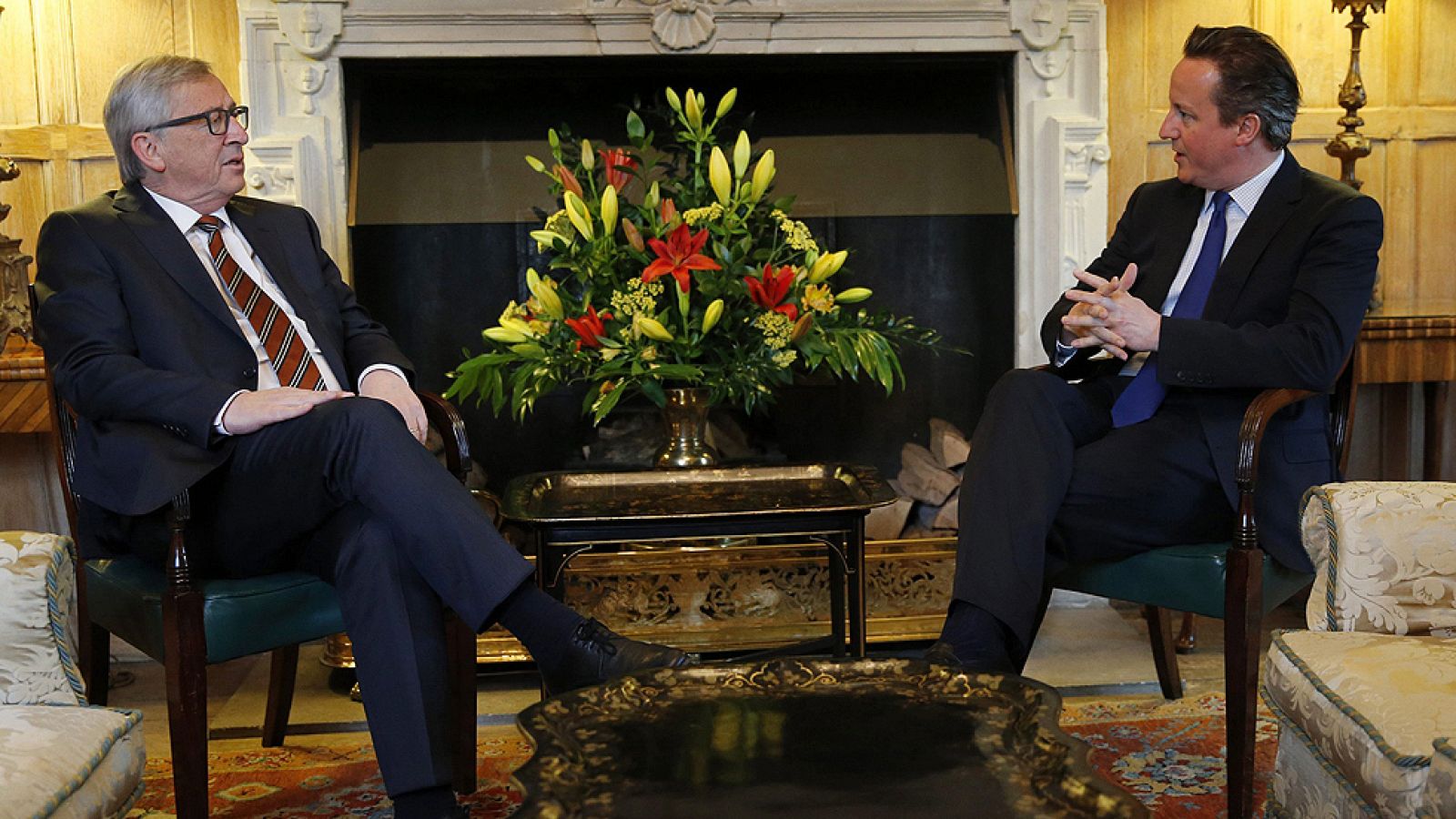 Cameron expuso a Juncker sus planes de reformas de UE antes del referéndum | Ver