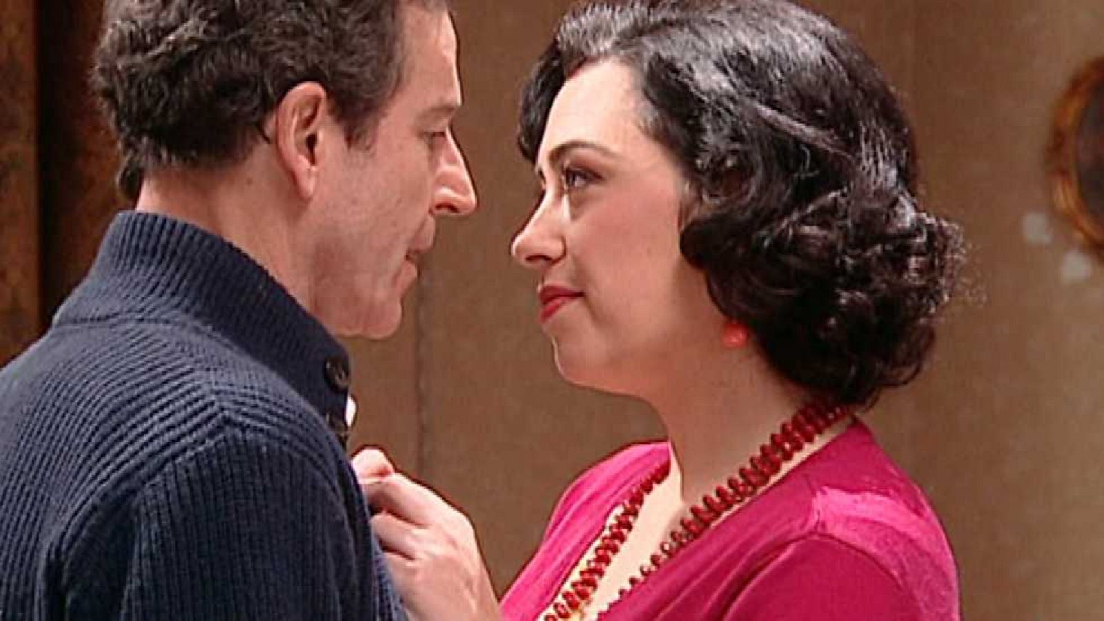 Amar en tiempos revueltos - T5 - Capítulo 127 - Ver ahora