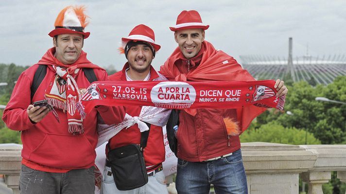 Telediario 1 - La afición del Sevilla toma Varsovia