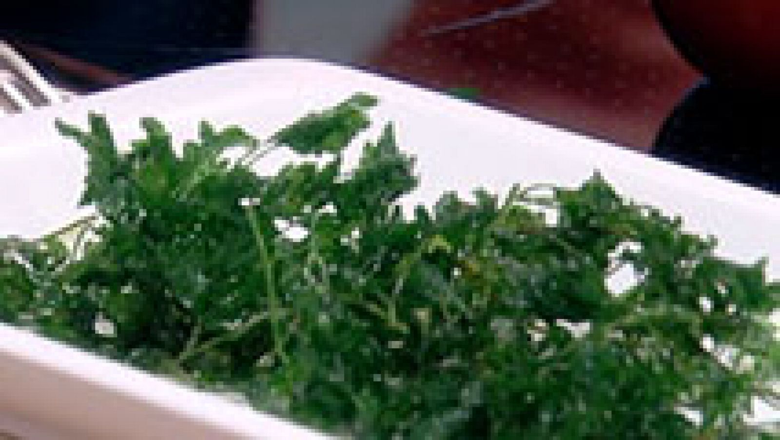 Vinagreta de perejil y perejil cristalizado