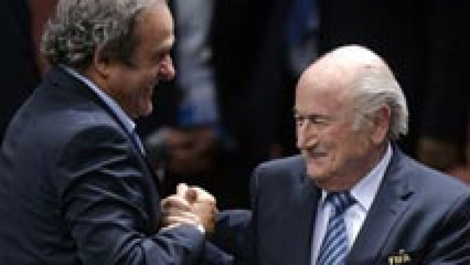 Telediario 1: Pese a la crisis de corrupción, Blatter gana fácil un quinto mandato | RTVE Play