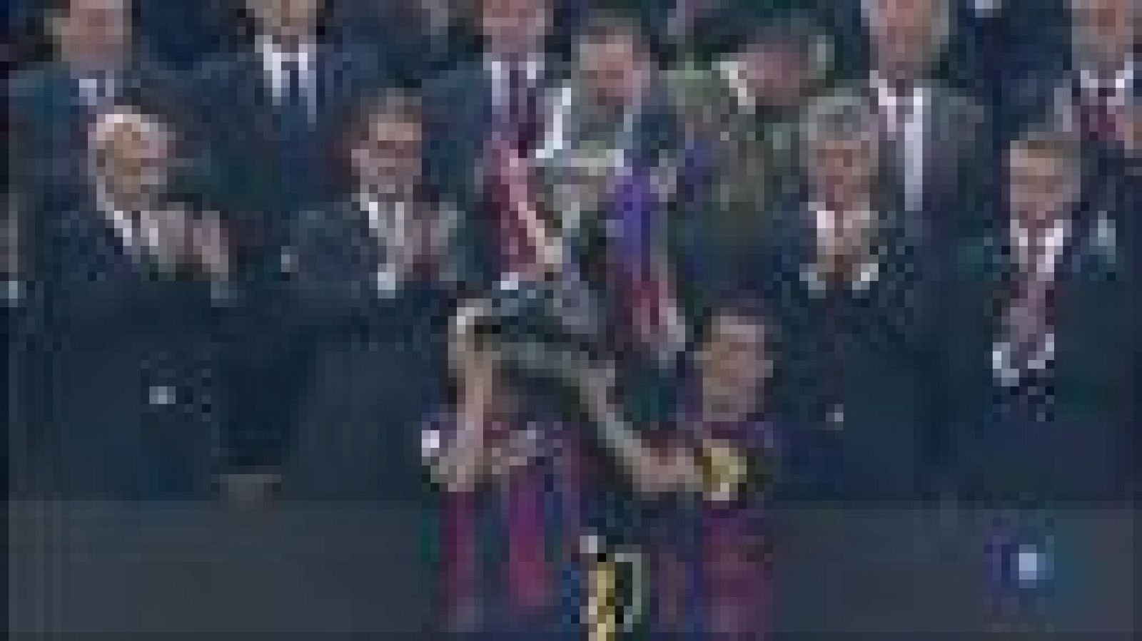 L'Informatiu: El Barça guanya la 27ena Copa del Rei | RTVE Play