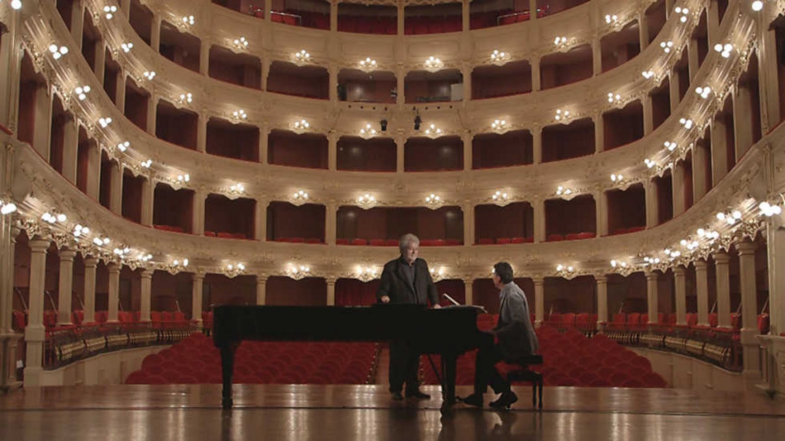 This is Opera - Rigoletto - ver ahora