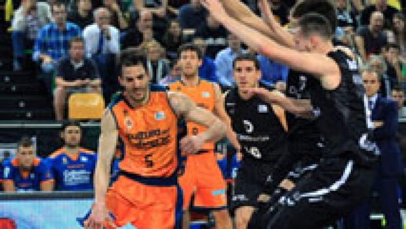 El Valencia selló su pase a las semifinales de la Liga Endesa al imponerse por la mínima en Miribilla al Dominion Bilbao Basket.