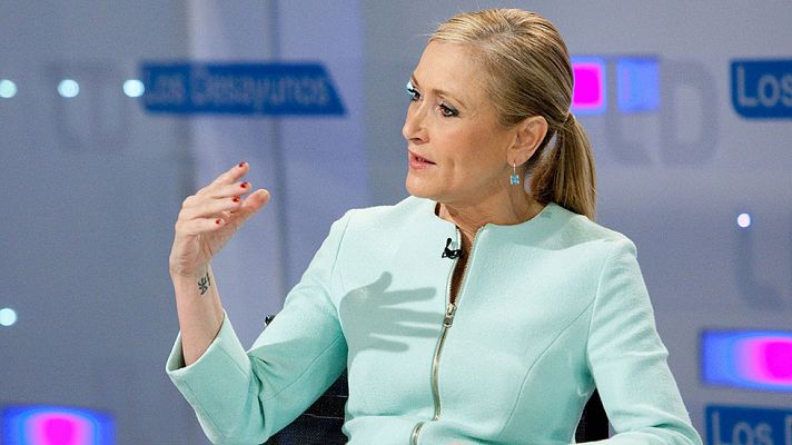 Los desayunos - Cifuentes: "Las noticias de corrupción no ayudan nada al PP y son un lastre"