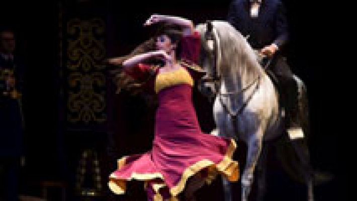 Telediario 1 - 'Carmen' del dramaturgo Salvador Távora se pasea por la Gran Vía de Madrid