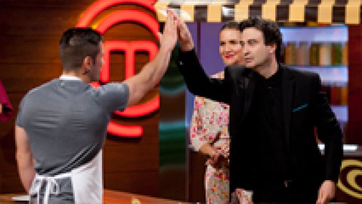 MasterChef - Carlos tiene un don natural para la cocina 