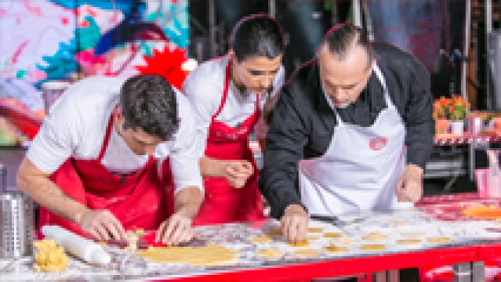 Miguel Bosé, con las manos en la masa