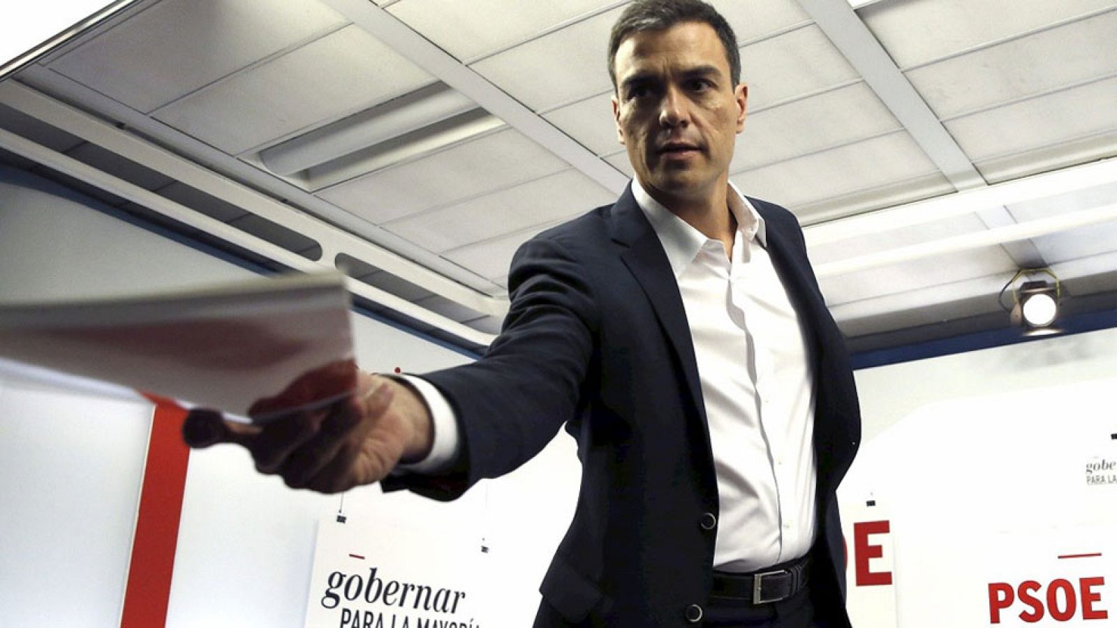 Expectación ante la reunión entre Pedro Sánchez y Pablo Iglesias