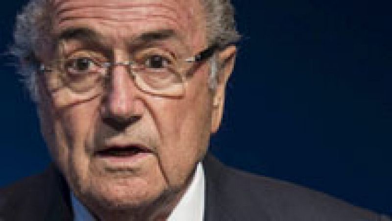 Blatter continuará en funciones a la espera de candidatos a relevarle