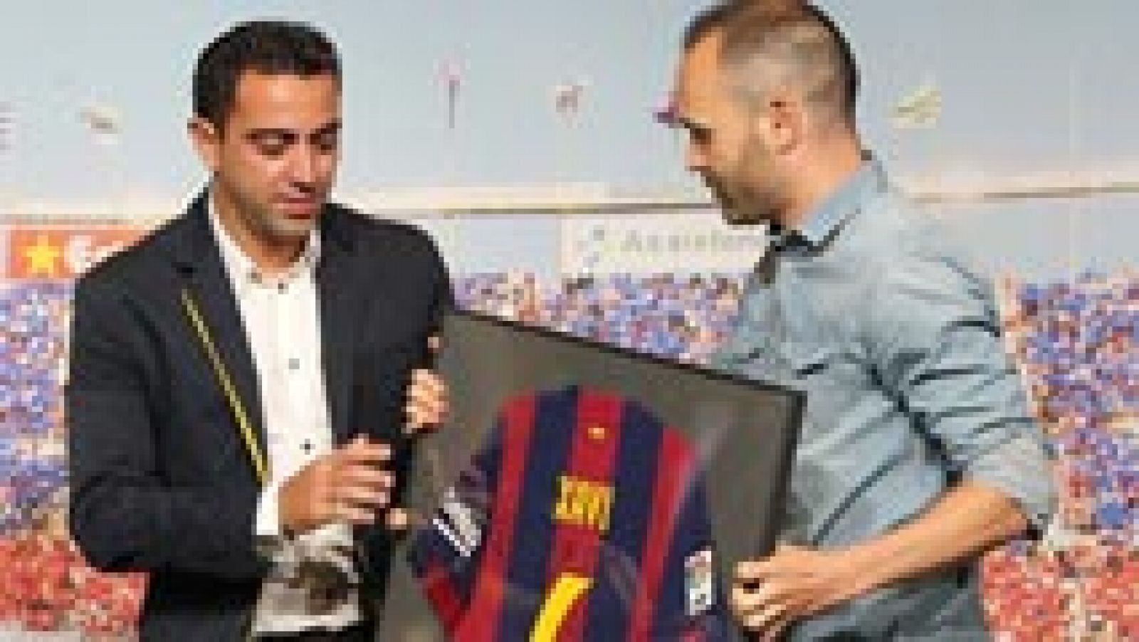 Telediario 1: El Barça homenajea a Xavi con la mente puesta en Berlín | RTVE Play