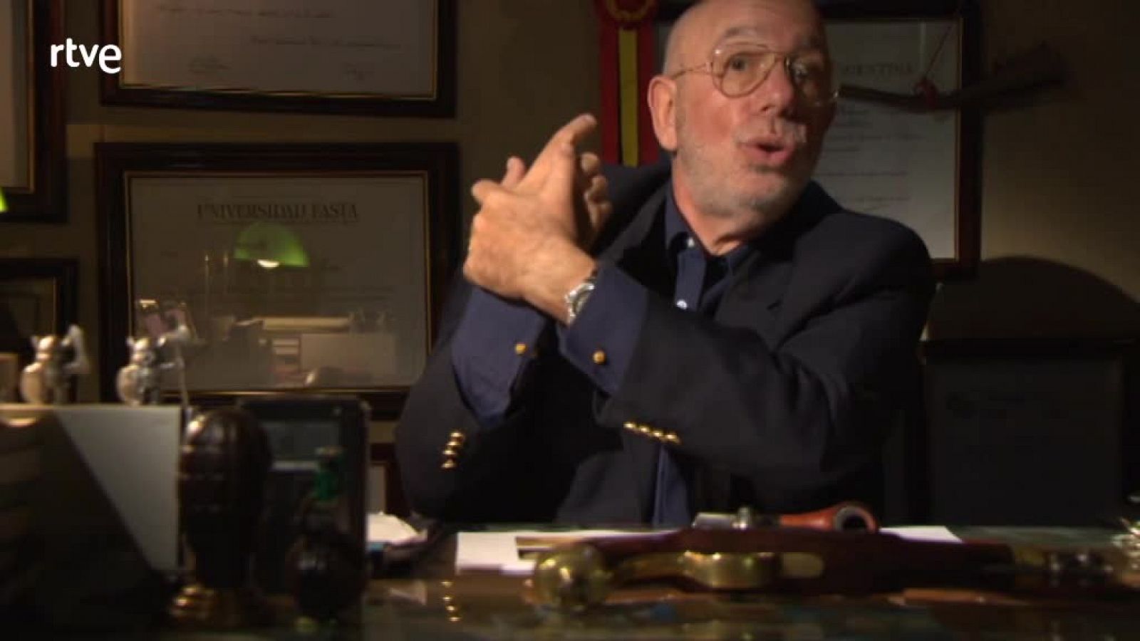 Caso Nisman - Argumentos que esgrimen los defensories de la tesis del suicidio - En portada | Ver