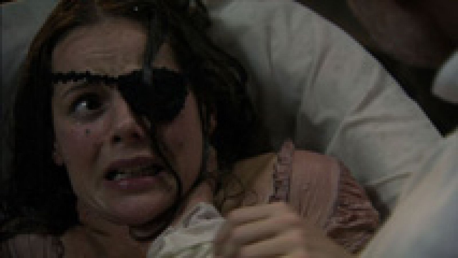 Águila Roja - Lucrecia, a punto de morir ahogada por Hernán
