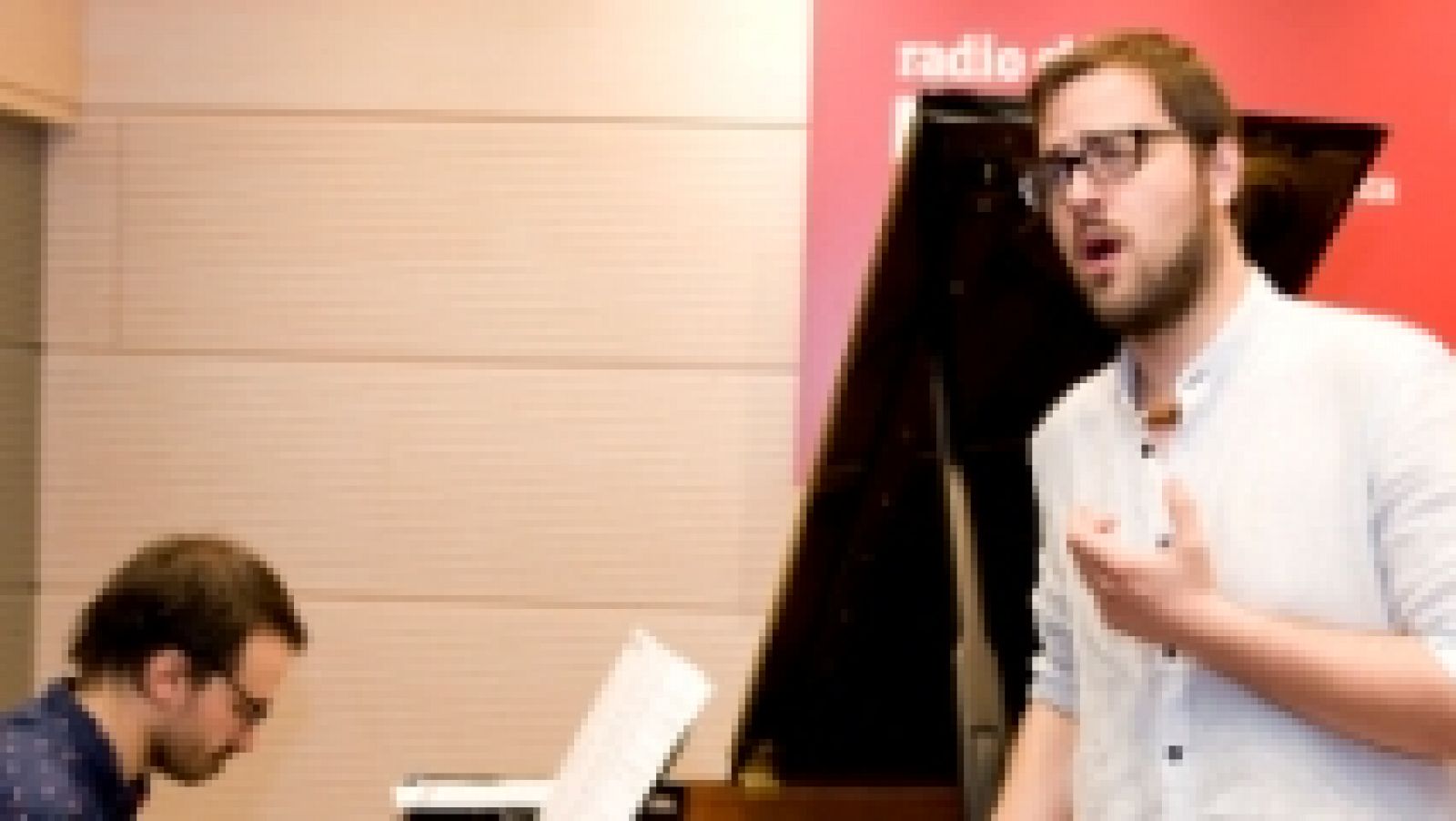 Estudio 206 - Sebastià Peris (barítono) y Jesús López Blanco (piano) - Ver ahora