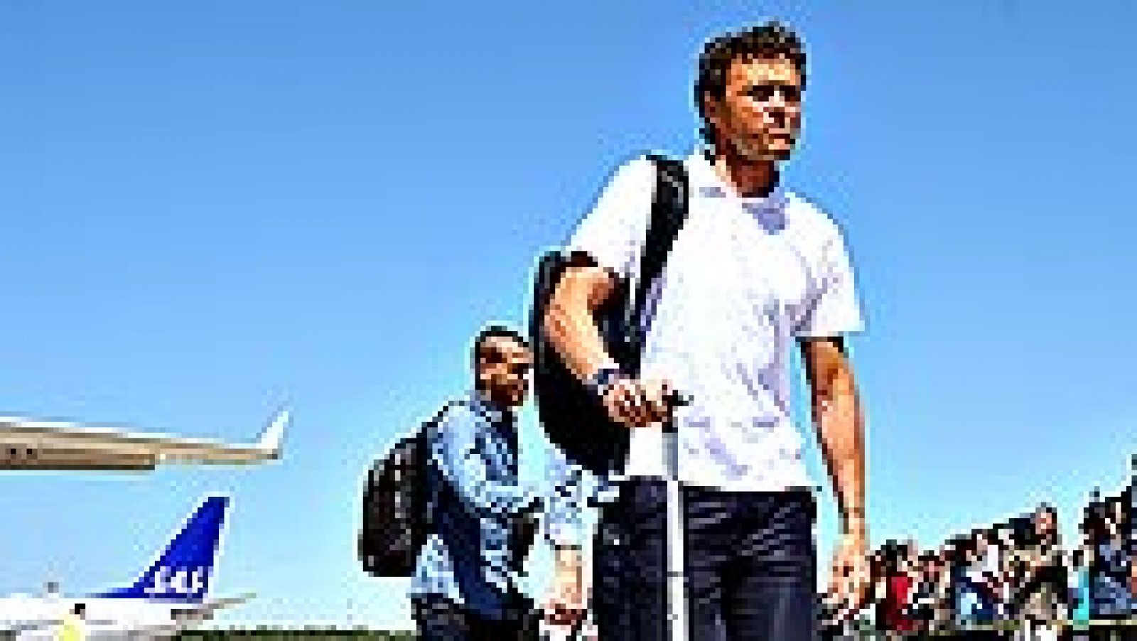 Luis Enrique está a un paso de conseguir el triplete y hace historia en el Barça en su primer año como entrenador. A sus hombres les exige esfuerzo, compromiso, constancia... los valores que le definieron como jugador.