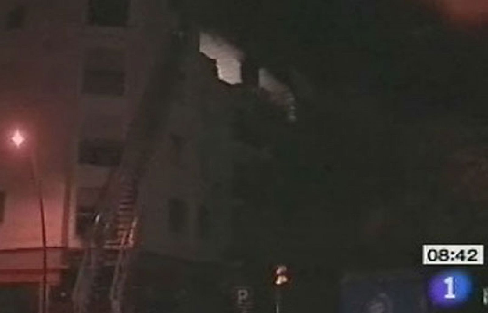 Un muerto y cinco heridos leves en una explosión en una vivienda en Pozoblanco | Ver