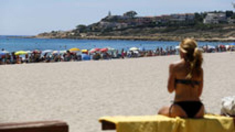 Playas llenas en el Mediterráneo con temperaturas de más de 30 grados