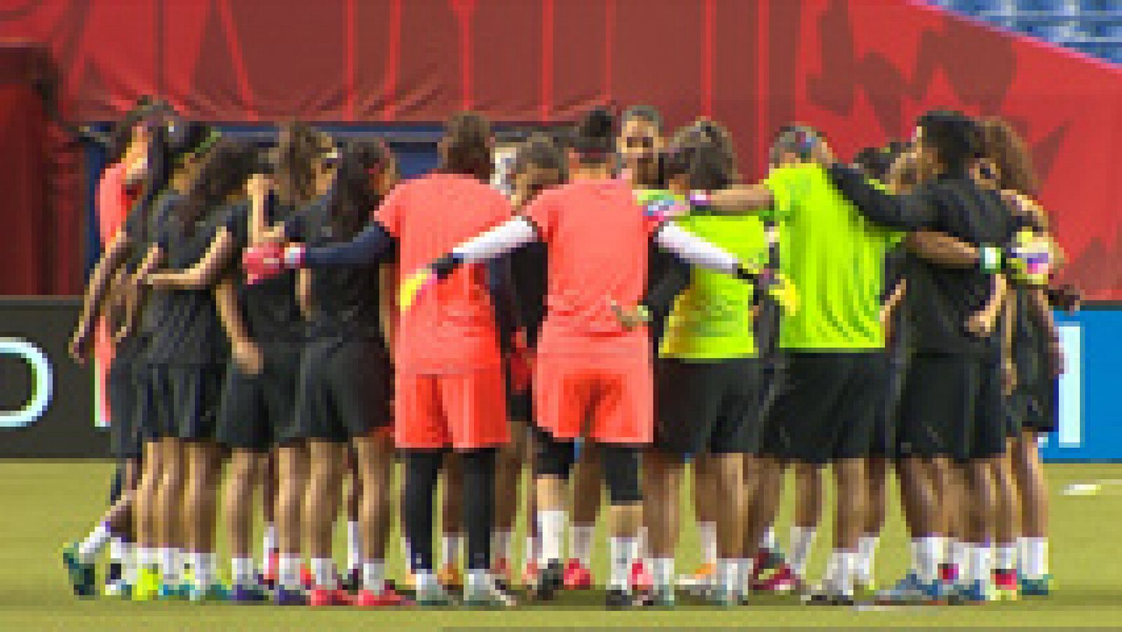 Telediario 1: El fútbol femenino español, una historia centenaria | RTVE Play