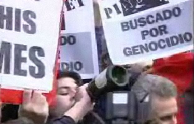 Informe Semanal - Pinochet ya no es inmune