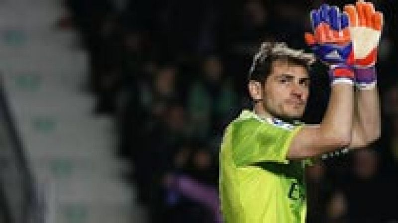 Casillas se marcha del Madrid