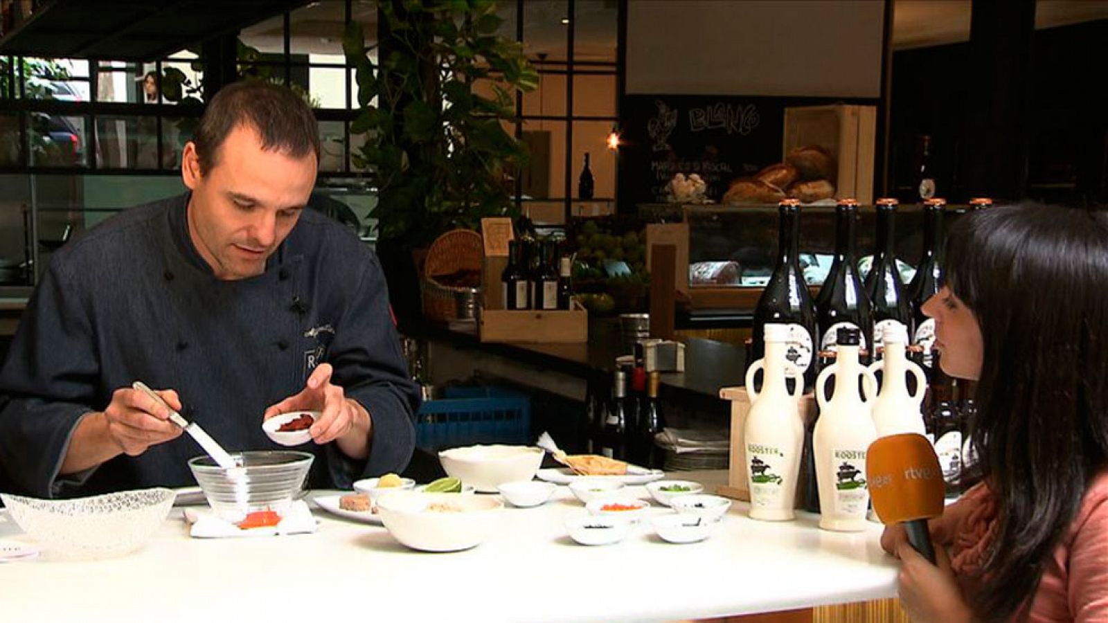  Alfonso Castellano nos prepara una ensaladilla de bogavante