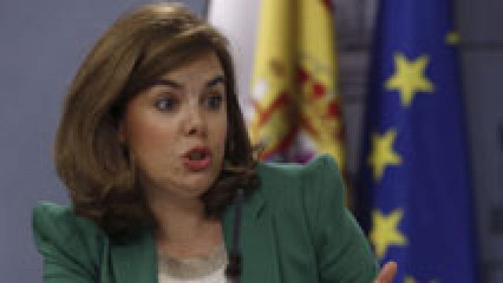 Telediario 1 - Sáenz de Santamaría le pide explicaciones al PSOE por los pactos de gobierno