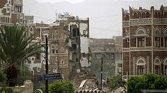 Arabia Saudí bombardea el casco histórico de Saná