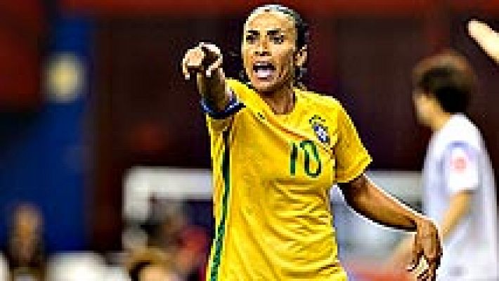 España busca reponerse con una gesta ante Brasil