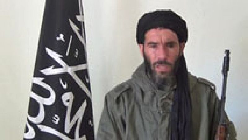 El gobierno libio en Tobruk anuncia la muerte del líder yihadista Mokhtar Belmokhtar en un ataque de EE.UU.