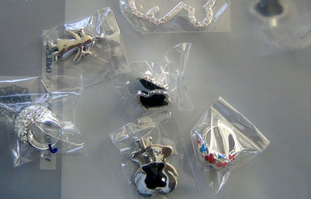  - Cae una red que vendía joyas falsas